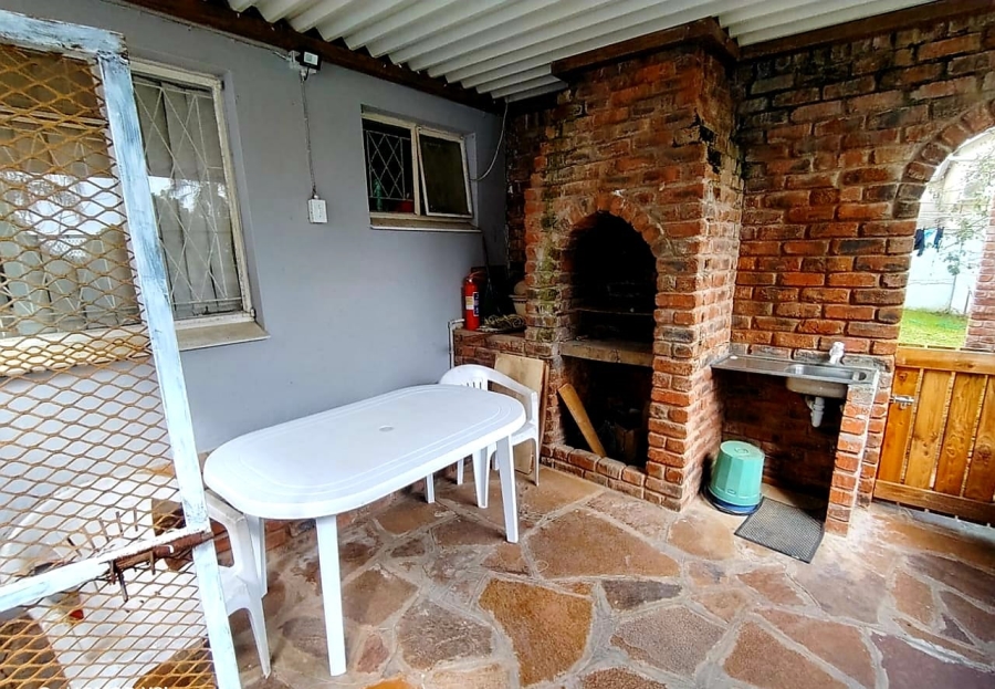 9 Bedroom Property for Sale in Fort Hill Eastern Cape